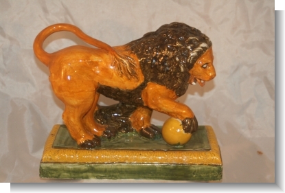 Large PRATT WARE LION.  circa 1800