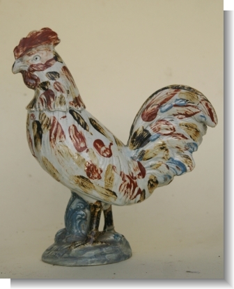 IMPORTANT & RARE PEARLWARE COCKREL.