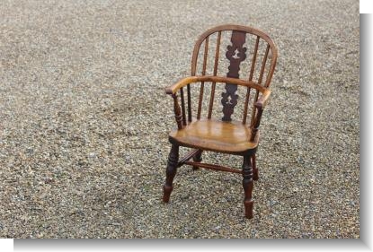 VERY GOOD YEW WOOD CHILDS WINDSOR CHAIR