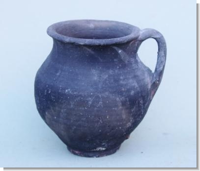 RARE ROMANO BRITISH DECORATED BLACK WARE. 2nd C.