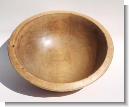 ENGLISH SYCAMORE DAIRY BOWL