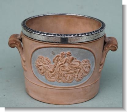 ADAM STYLE SPODE TERRACOTTA BODY BOTTLE COASTER c.1810.
