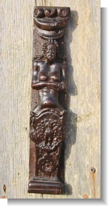 CARYATID FIGURE c.1580 PEACOCK SHIELD