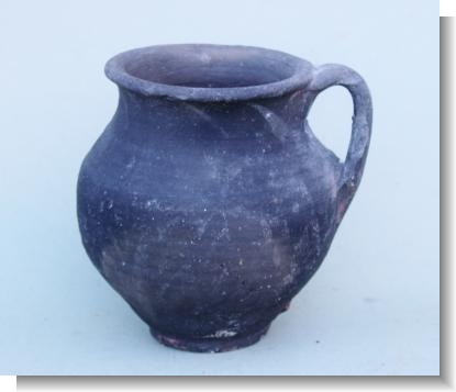 RARE ROMANO BRITISH DECORATED BLACK WARE. 2nd C.