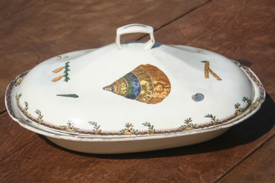 Hiscock And Shepherd Antiques LARGE WEDGWOOD & Co TUREEN